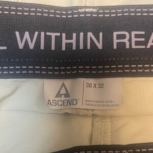 Ascend Cream Men's Trousers size 38x32